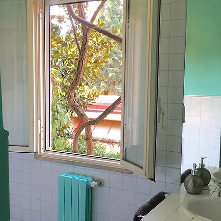 Garibaldi Roof Garden Apartment Rome Exterior photo